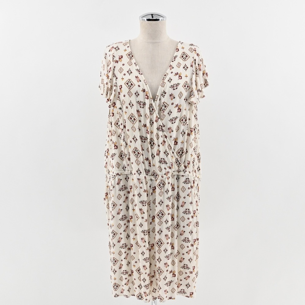 Torrid Romper Womens Size 4X Gauze Tan Floral Geo Print V Neck Jumpsuit Plus